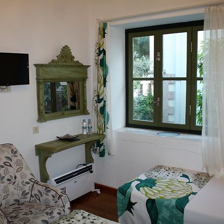 Dalyan Butik Otel Hayat Bahcesi Ayvalı Esterno foto