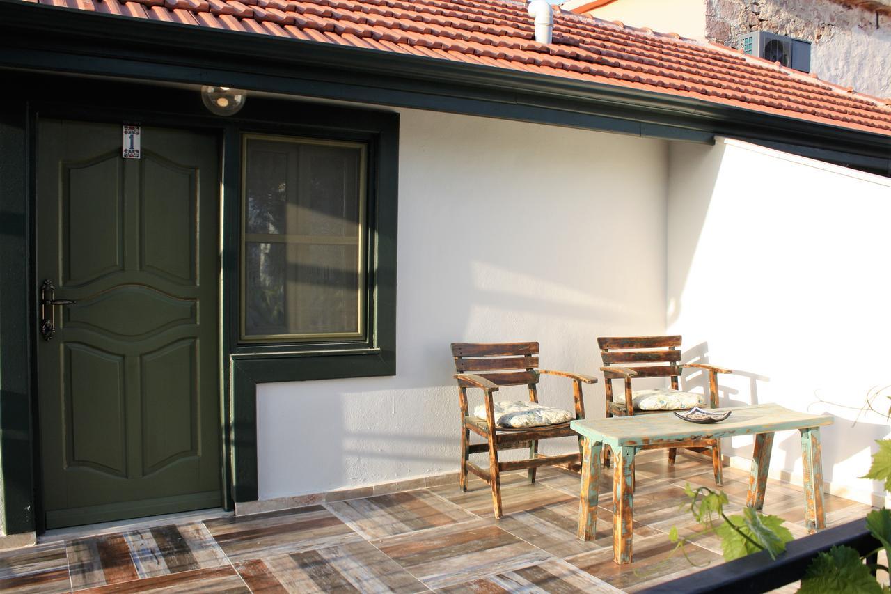 Dalyan Butik Otel Hayat Bahcesi Ayvalı Esterno foto